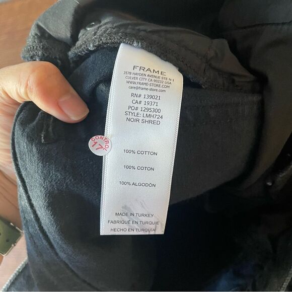 FRAME L’HOMME SLIM FIT MIDRISE BLACK NOIR SHRED JEANS‎ DISTRESSED SZ 33 NEW - Picture 6 of 10